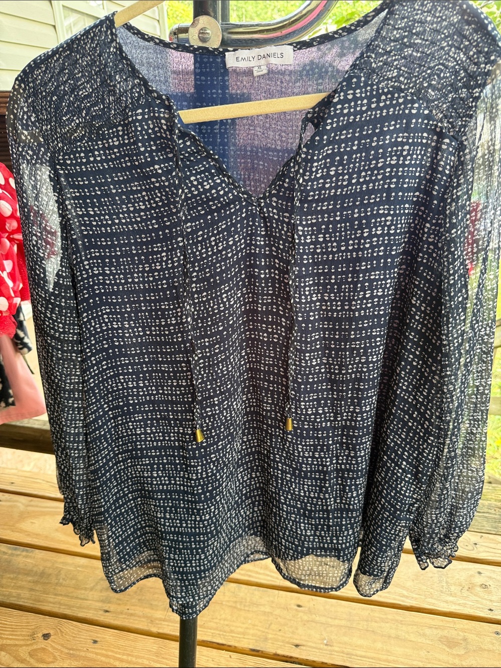 Emily Daniels XL Women’s Navy Patterned Long-Sleeve lined Blouse